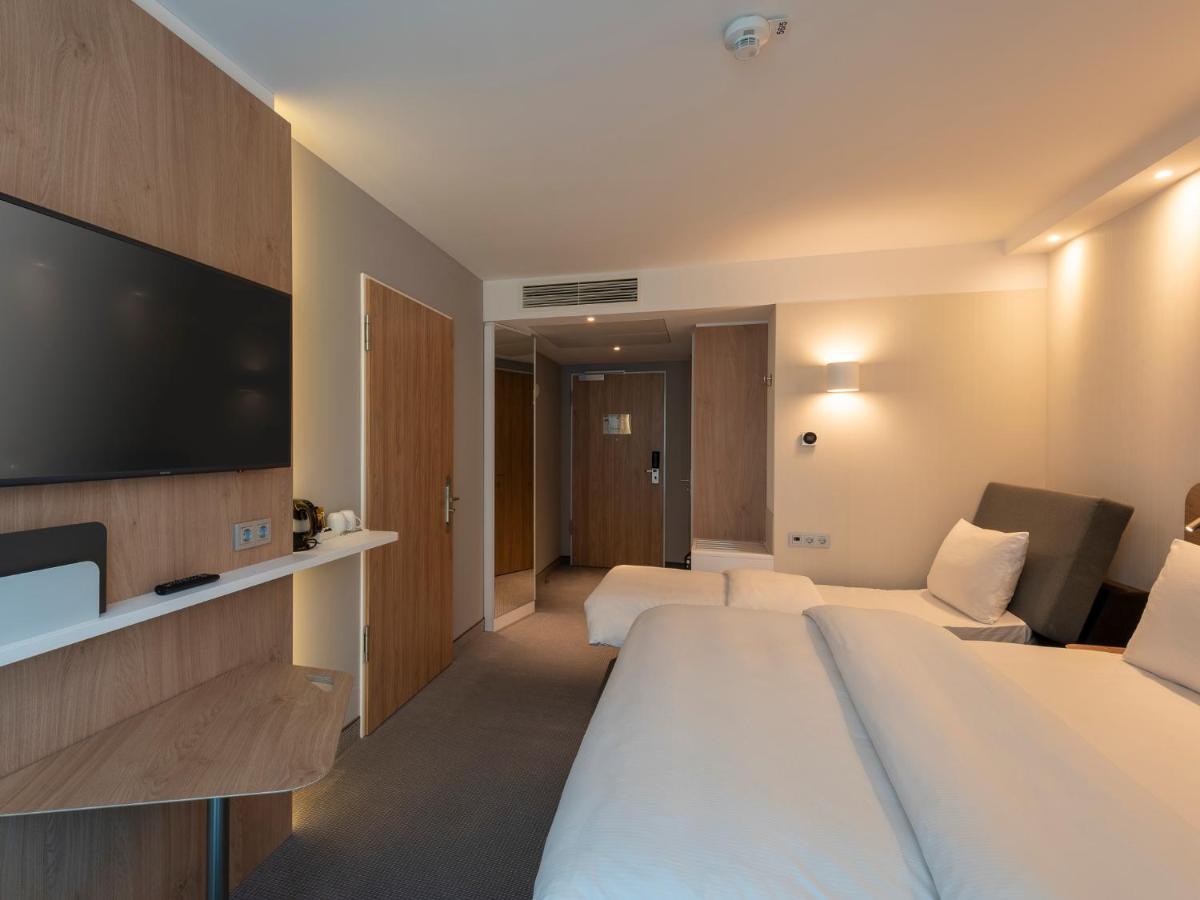 Holiday Inn Express - Offenbach, An Ihg Hotel Екстер'єр фото